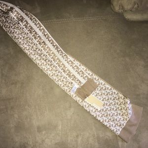 Michael kors scarf